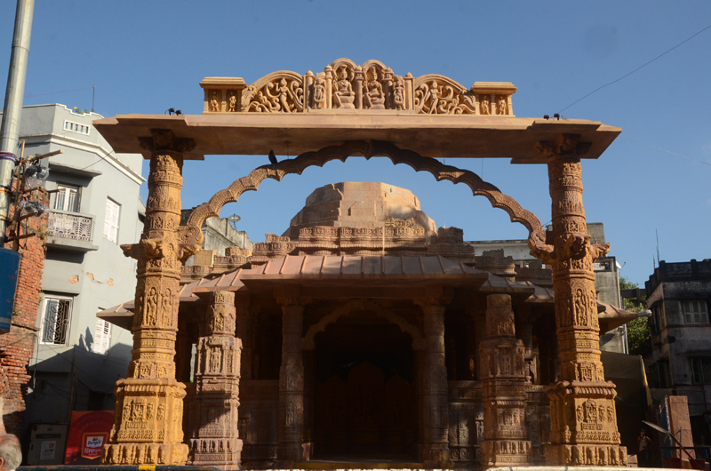 Durga Puja 2020 in Kolkata amid Covid-19