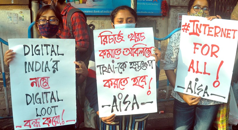 AISA activists stage protest against TRAI in Kolkata