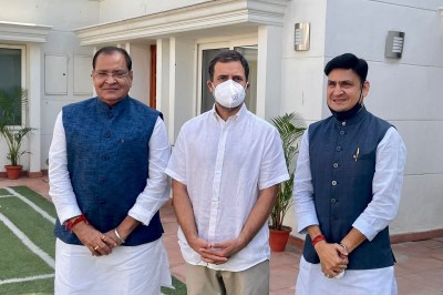Jolt to BJP as Uttarakhand Minister Yashpal Arya, son join Congress