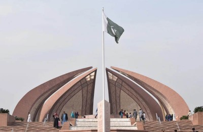 Pakistan: As summer intensifies people in Rawalpindi struggle to get proper water supply