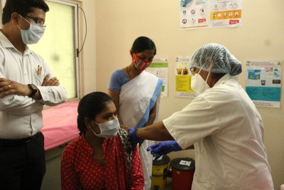 India registers 18,222 new COVID-19 cases in past 24 hours 