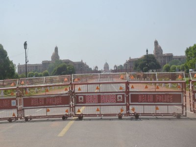 Delhi: 455 FIRs, 92 cases of violations registered on first day of weekend curfew to curb Covid-19 spread