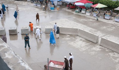 Afghanistan-Pakistan conflict: Trade suspended at Torkham for third day