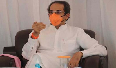 Maharastra CM Uddhav Thackeray meets Covid-19 task force, no decision on lockdown so far