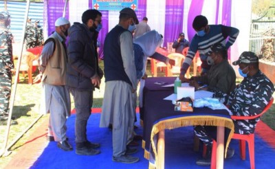 Jammu and Kashmir: CRPF organises free medical camp at Kunzer