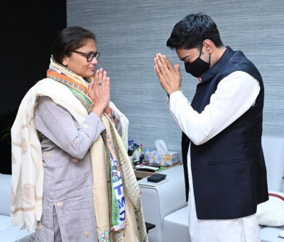 Joined TMC without conditions, no grievance against Sonia-Rahul: Sushmita Dev