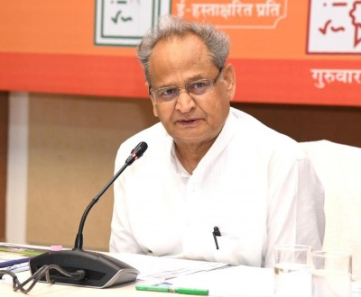 Ashok Gehlot to refresh his cabinet;  15 new ministers to take oath