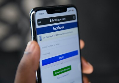 Facebook to rebrand itself with a new name: Report