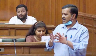 Arvind Kejriwal slams BJP, Cong for opposing installation of 500 flag masts across Delhi