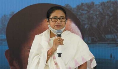 West Bengal: CM Mamata Banerjee visits SSKM Hospital to see her ailing brother Ganesh Banerjee