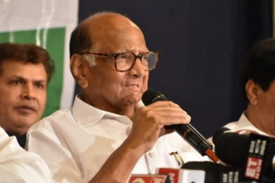 NCP chief Sharad Pawar visits to Serum Institute in Pune