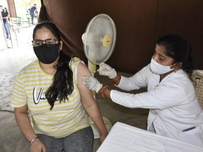 Goa: Expert panel recommends vaccination of mothers of kids below 2 yrs ahead of potential 3rd Covid wave