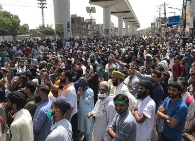 Pakistan minister says banned TLP to face over 200 terrorism cases