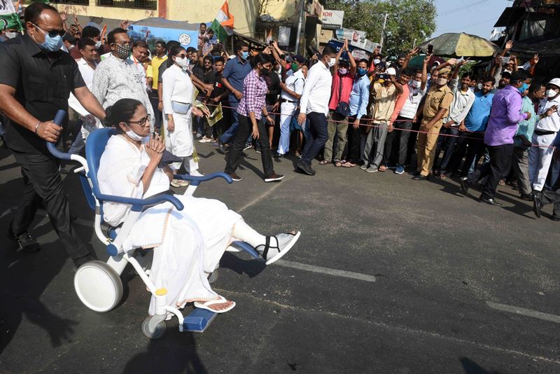 Wheel chair bound Mamata roadshow in Kolkata