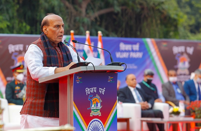 Rajnath Singh addressing gathering after interacting with Indian war veterans in Delhi