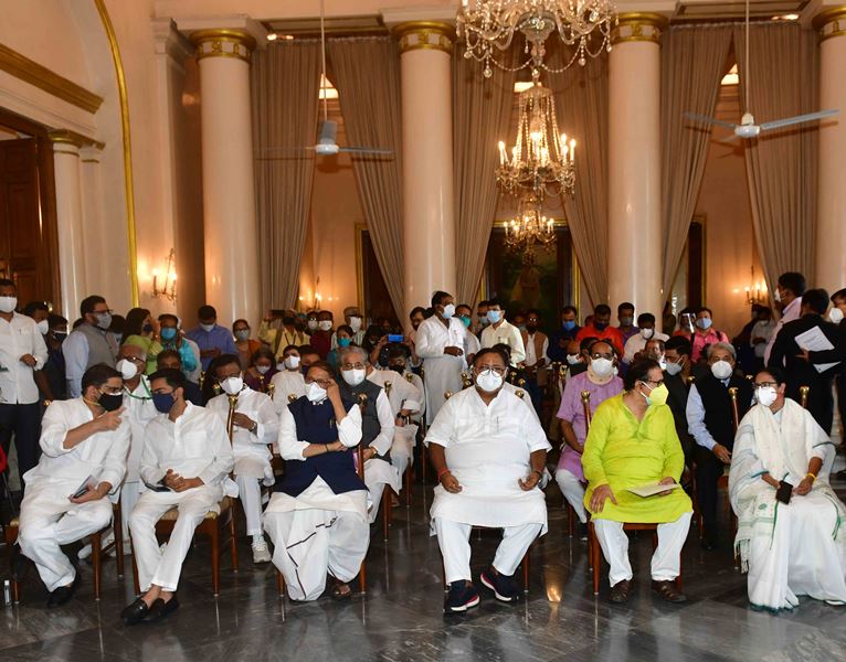 Mamata Banerjee takes oath as Bengal CM for third term