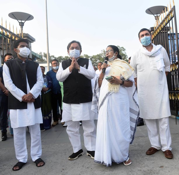 Two UP Congress leaders join TMC