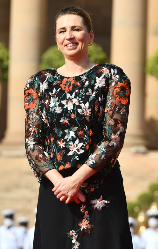 Modi receives Denmark PM at Rashtrapati Bhavan