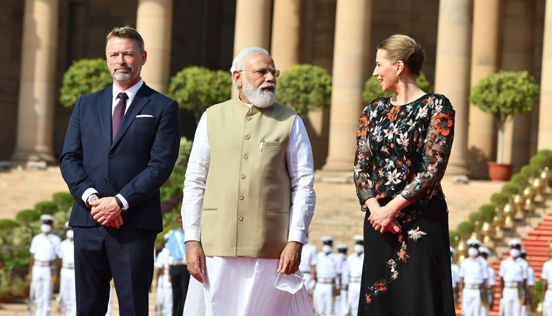 Modi receives Denmark PM at Rashtrapati Bhavan