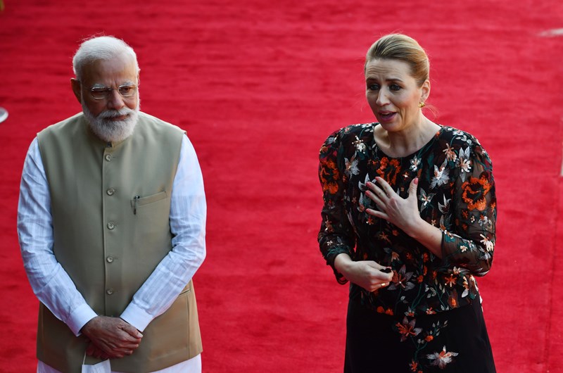Modi receives Denmark PM at Rashtrapati Bhavan