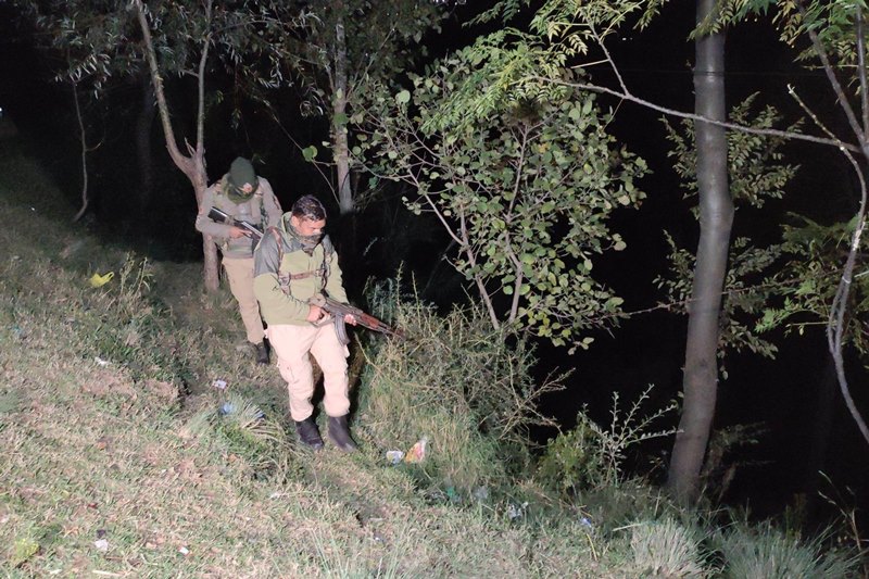 Kashmir: Night patrol in Poonch