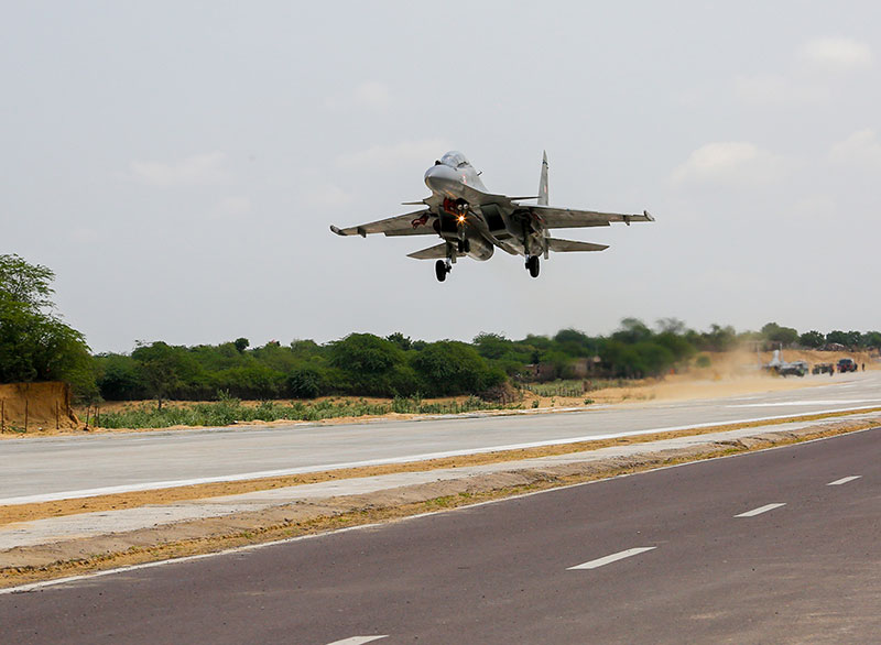 Union Ministers Rajnath Singh and Nitin Gadkari inaugurate Emergency Landing Facility in Rajasthan's Barmer dist