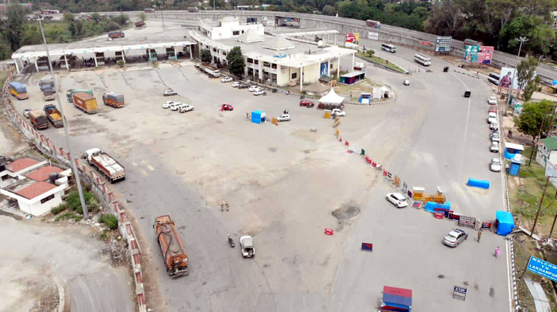 A glimpse of police surveillance of J&K-Punjab Border at Lakhanpur in Kathua District