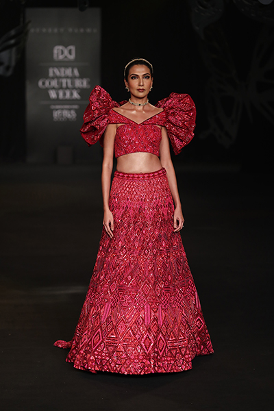 Designer Suneet Varma leaves audience spellbound at India Couture Week by showcasing his grand collection