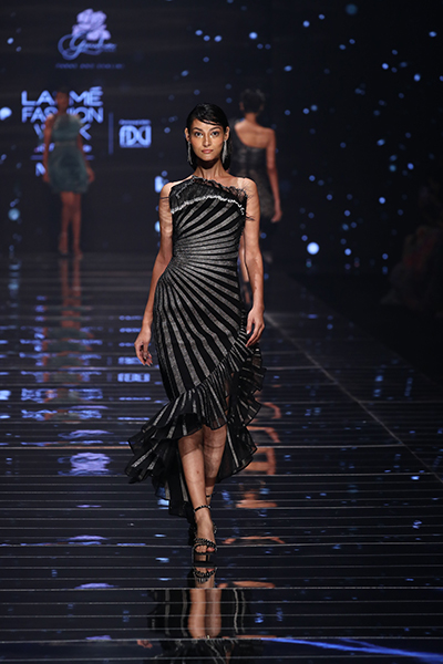 Models scorch the ramp for designer duo Paras and Shalini at Lakme Fashion Week 2022