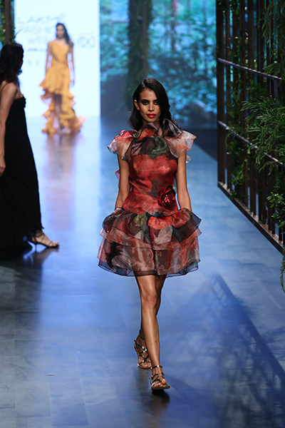 LFW: Gauri-Nainika leave audience amazed with their collection