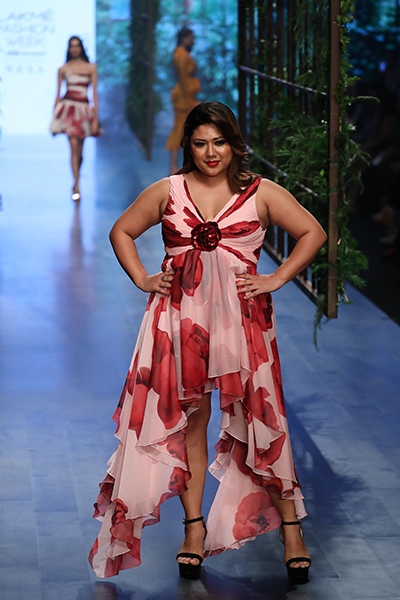 LFW: Gauri-Nainika leave audience amazed with their collection