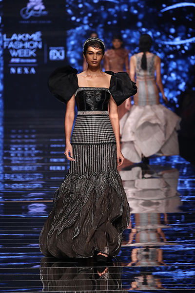 Models scorch the ramp for designer duo Paras and Shalini at Lakme Fashion Week 2022