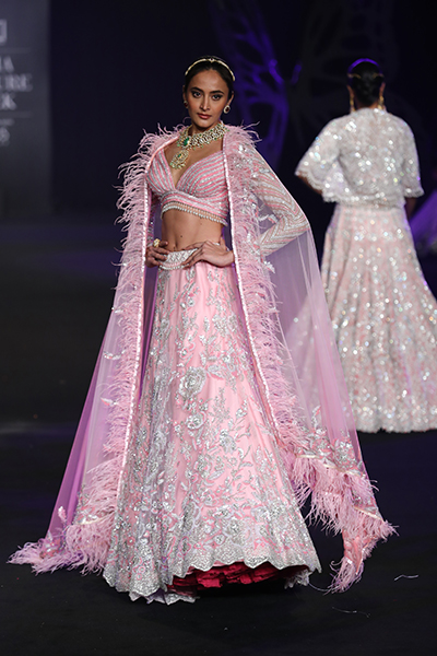 Designer Suneet Varma leaves audience spellbound at India Couture Week by showcasing his grand collection