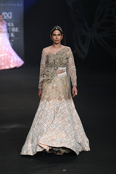 Designer Suneet Varma leaves audience spellbound at India Couture Week by showcasing his grand collection