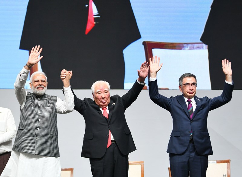 PM Modi lays foundation stone of a plant in Gujarat