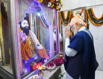 PM Narendra Modi visits Sri Guru Ravidas Vishram Dham Mandir