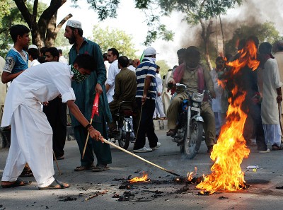 Pakistan: Mansehra traders observe strike after local boy electrocuted