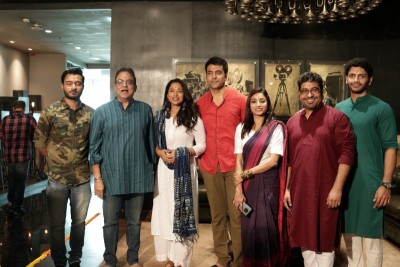 SVF hosts 'Shubho Mahurat' of Arindam Sil's Byomkesh and Dhrubo Banerjee's Karnasubarna Guptodhon