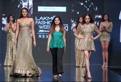 LKW: Nikita Tandon’s metallic fashion offering glitters