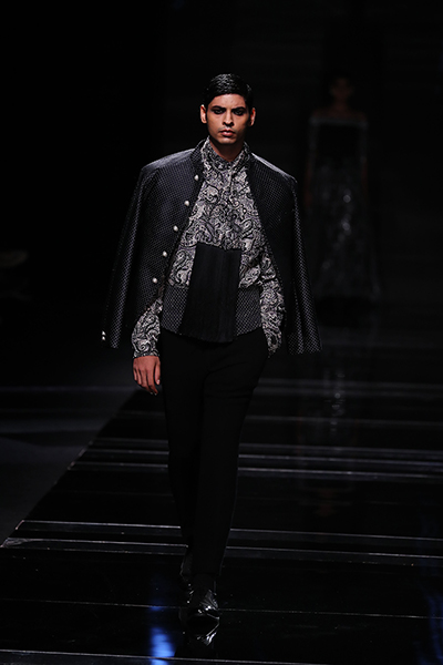 Shahab Durazi presents his black and white collection at the Lakme Fashion Week 2022