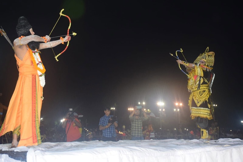 India celebrates Dussehra with Ravan Dahan and Ram Leela