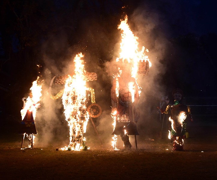 India celebrates Dussehra with Ravan Dahan and Ram Leela