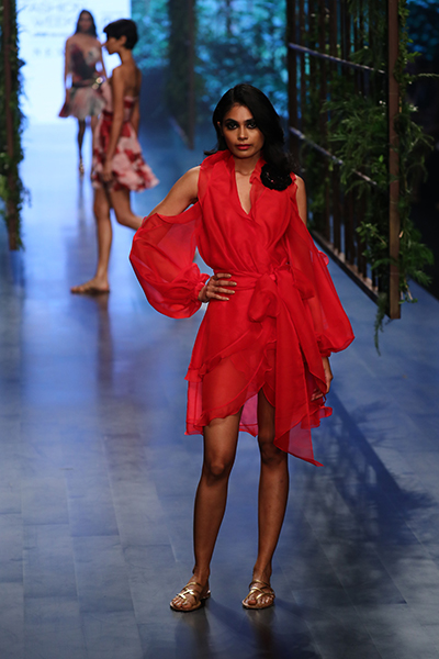 LFW: Gauri-Nainika leave audience amazed with their collection