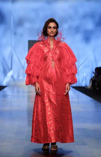 Sanjukta Dutta brings colourful festive fervour at Lakme Fashion Week