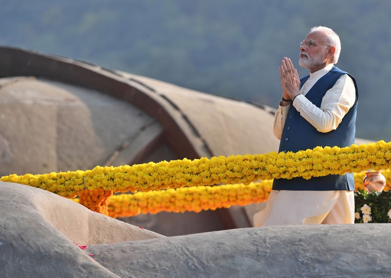 PM Modi addresses Rashtriya Ekta Diwas in Gujarat