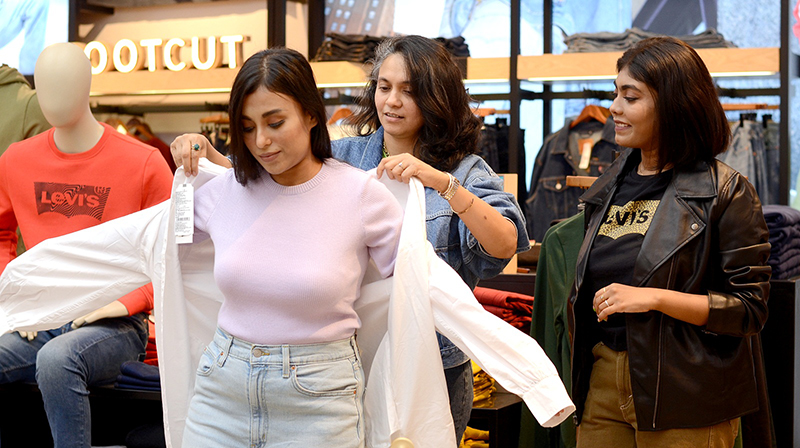 Catch celebrity stylist Isha Bhansali's session at Levi's store in Kolkata