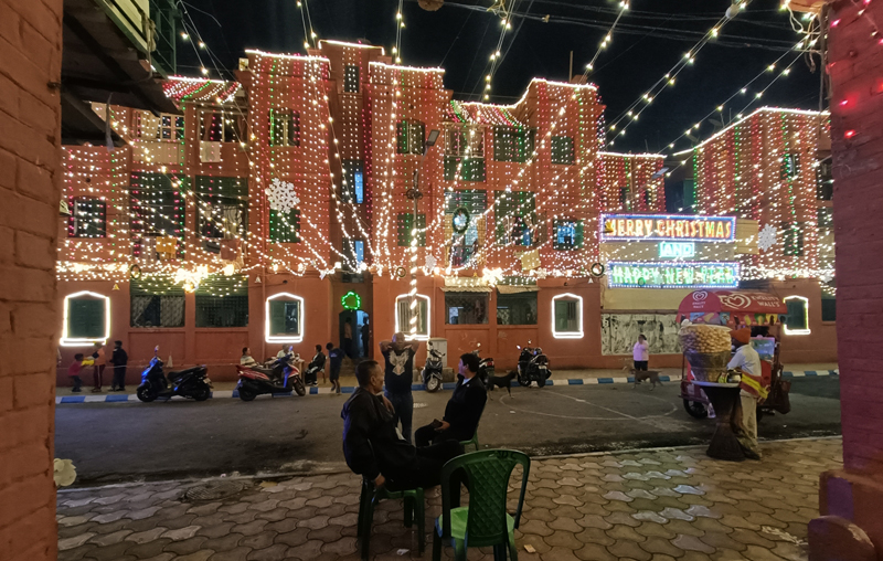 In Images: Kolkata soaks in Christmas spirit