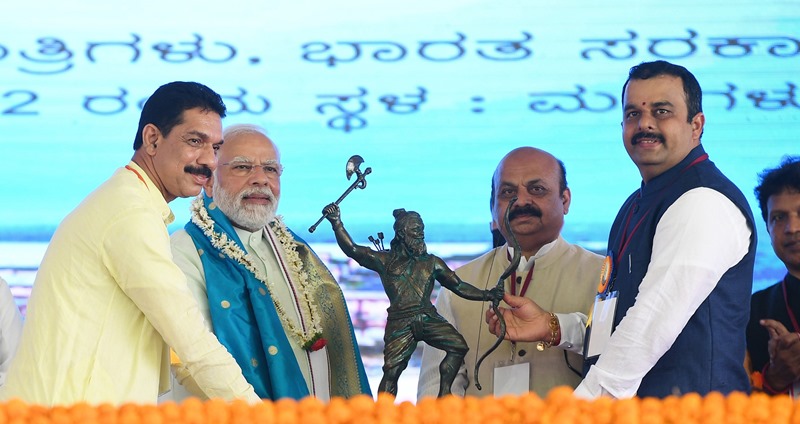 PM Modi addressing gathering in Mangaluru