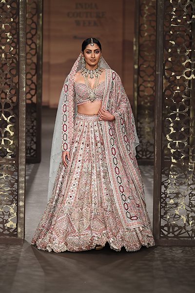 ICW: Designer Tarun Tahiliani wins hearts with his latest collection