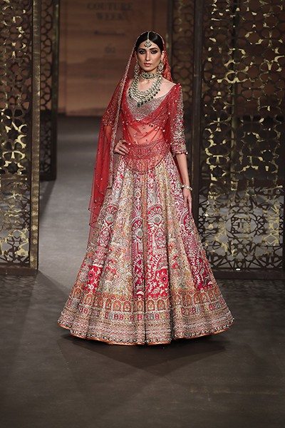 ICW: Designer Tarun Tahiliani wins hearts with his latest collection